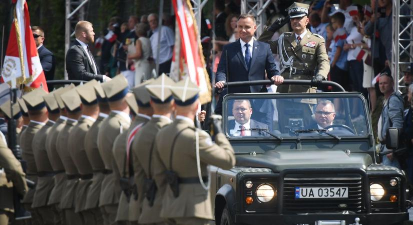 Volt lengyel vezérkari főnök: Európának pár éve van arra, hogy felkészüljön az orosz fenyegetésre