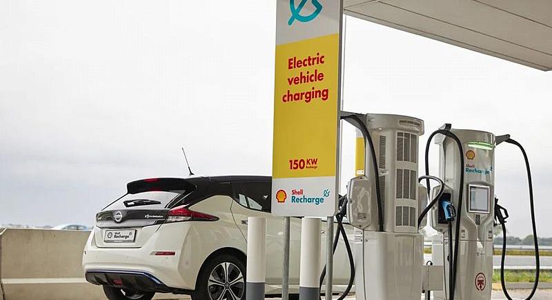 Ezer benzinkutat ad el a Shell az e-autók töltéséért