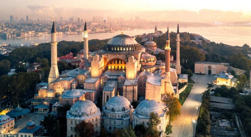 Magyar hercegnő mozaikját fedeztük fel Isztambul híres mecsetjében: Törökország gyönyörű látnivalói egymástól nem messze