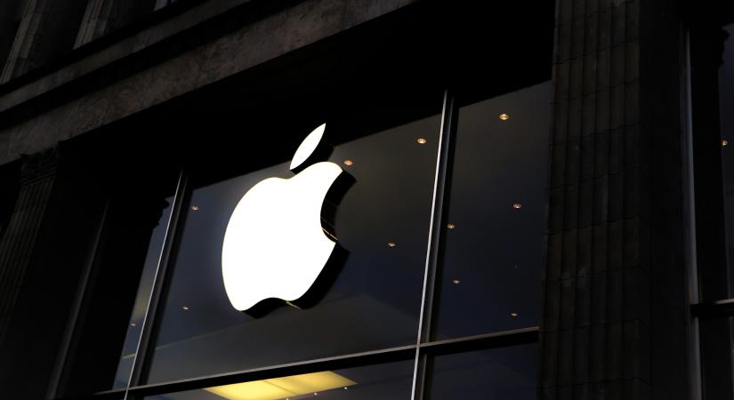 Durván nekiment az Apple-nek az amerikai kormány