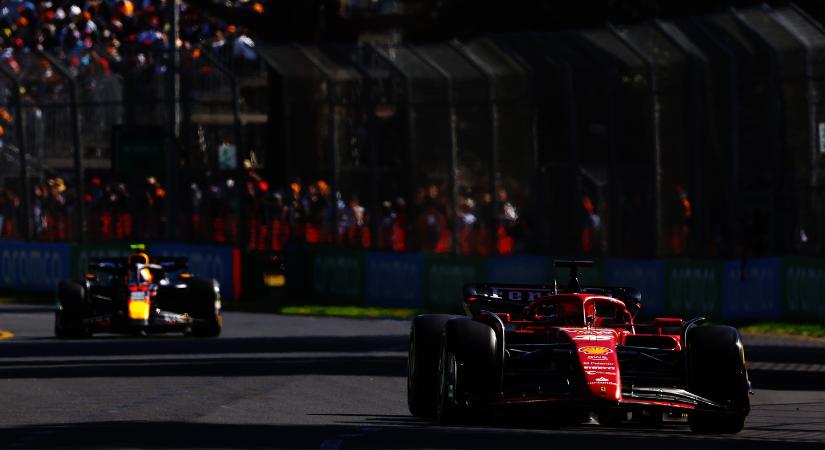 F1: Verstappen sem bírt a Ferrarival Melbourne-ben