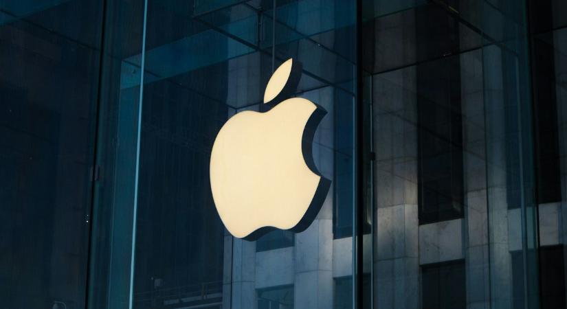 Óriási pert akasztottak az Apple nyakába, komoly bajban van a cég