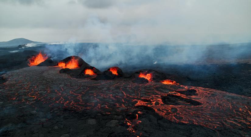 Új fejezet kezdődött az izlandi vulkánkitörésben, a kutatók még keresik, hogy miért