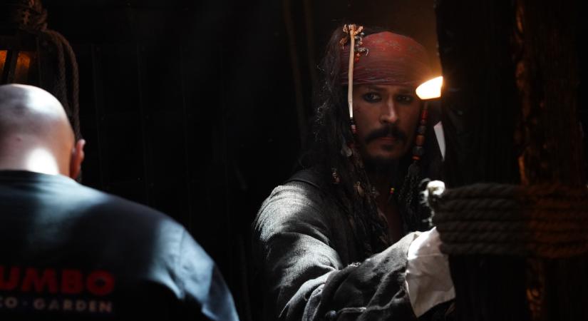 GlamourFranci_Még Johnny Depp is lelkesedik azért a magyar fiúért, aki Jack Sparrowként építi jövőjét