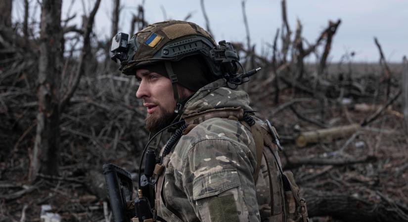 Az ukrán kormány megbuktatásáról tárgyalhatnak a katonák