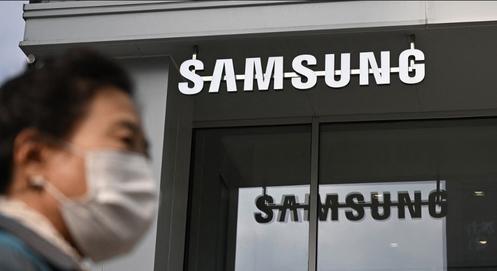 Születési rendellenességeket okoztak a veszélyes munkakörülmények több Samsungnál dolgozó nő gyermekeinél Dél-Koreában