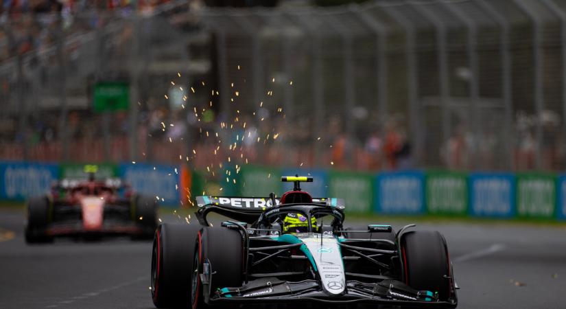 Ausztráliában is Verstappené lett a pole pozíció, Hamilton már a Q2-ben kiesett