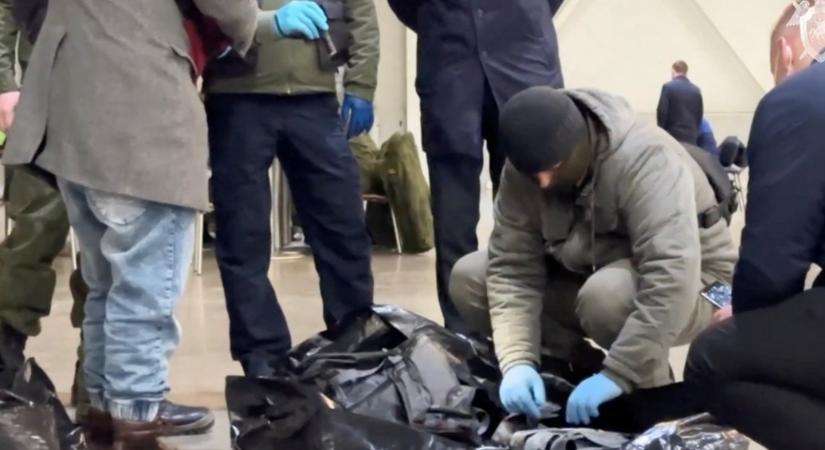 Az orosz állami média a terrortámadás feltételezett elkövetőiről videókat és képeket is közölt