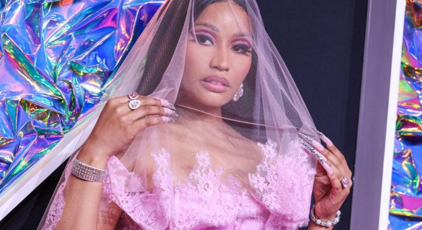 Fél millió dollárt fizethet Nicki Minaj és a férje, amiért öt éve megvertek egy német biztonsági őrt