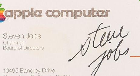 Valaki 66 milliót adott Steve Jobs egy aláírt névjegykártyájáért
