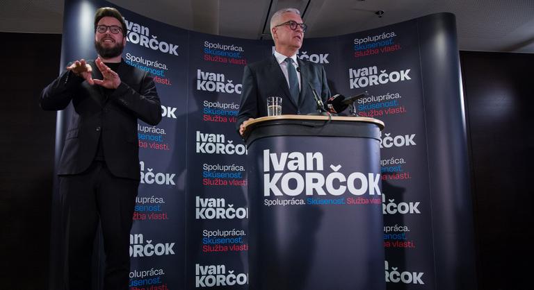 Megvan a szlovák elnökválasztás hivatalos eredménye: Ivan Korcok nyert, Peter Pellegrinivel megy a második fordulóba