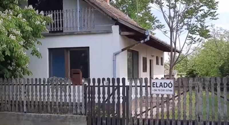 Van egy magyar kisváros, ahol már minden második házat felvásároltak a románok