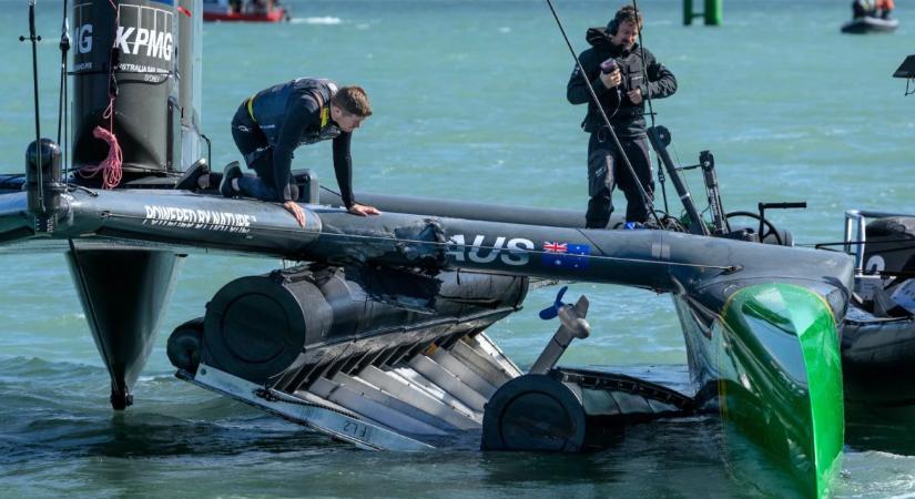 Delfinek, hajósérülés, kiwi győzelem – SailGP Új-Zélandon