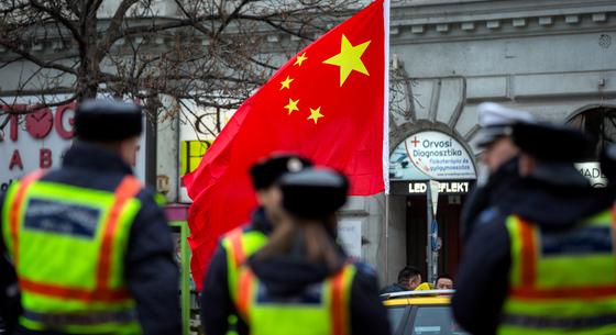 Már az Európai Parlament is vizsgálja a Magyarországra érkező kínai rendőrök ügyét