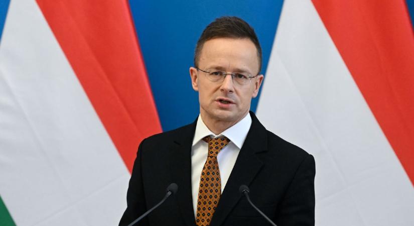 Hungary FM Criticizes Pro-War Zeal of Leading European Politicians