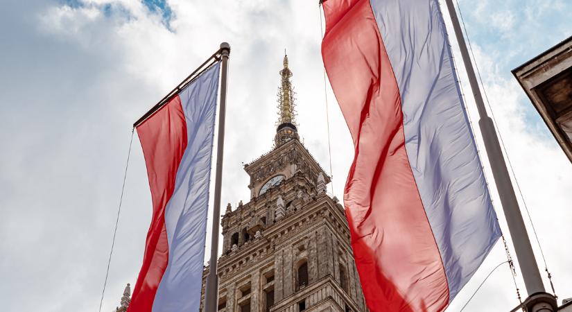 Varsóban bekérették az orosz nagykövetet, de ő nem jelent meg