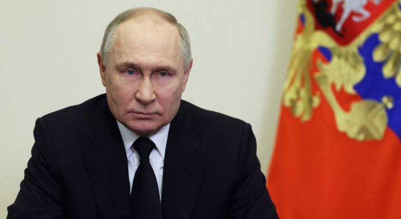 Vlagyimir Putyin: Az érdekel bennünket, hogy ki a megrendelő