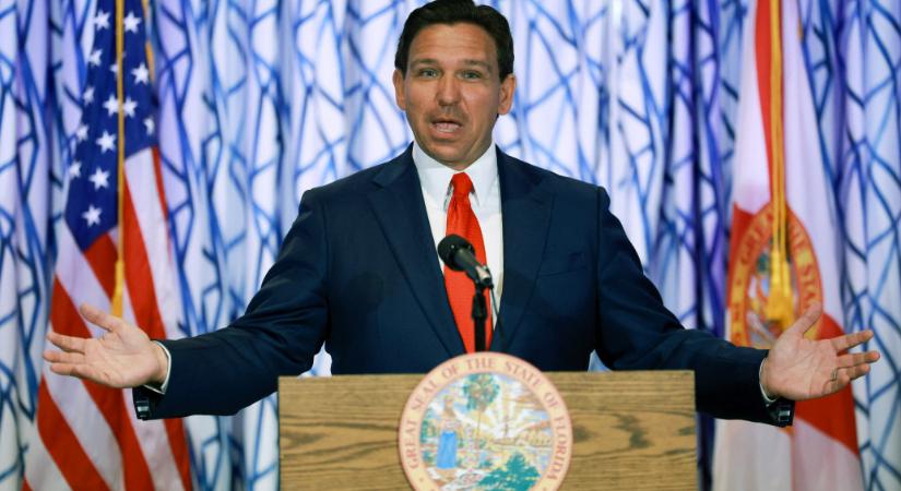 Florida kormányzója aláírta a törvényt, ami kitiltja a 14 éven aluliakat a közösségi médiáról