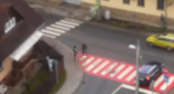 Testkamerával és drónokkal razziáztak gyalogátkelőknél a rendőrök – videó