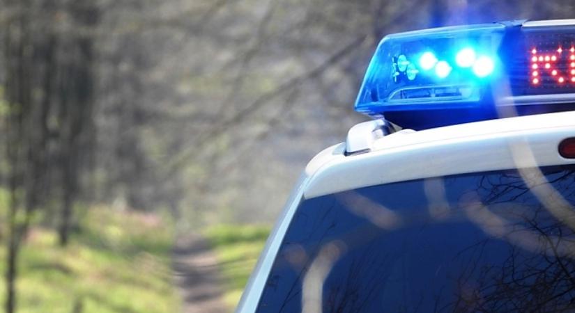 Ágyneműtartóban próbált elbújni a rendőrök el a botcsinálta rabló Hajdúszováton
