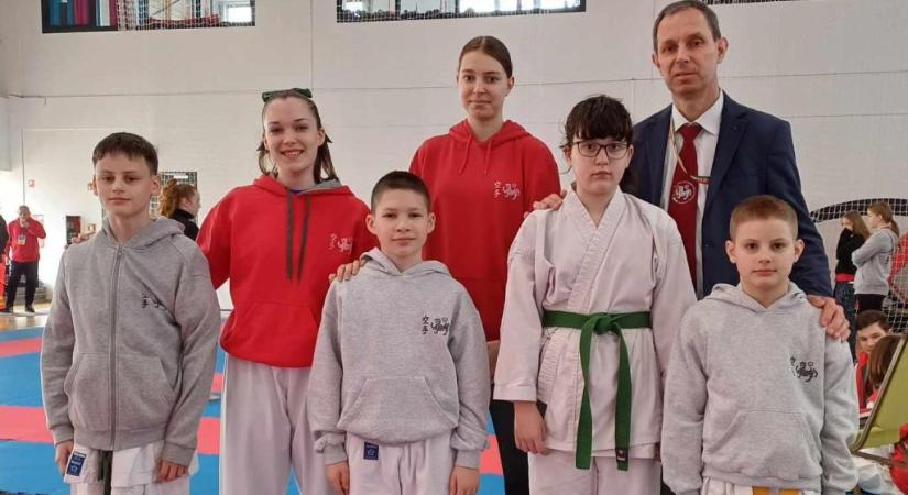A Hevesi Karate Klub sikerei a jászberényi diákolimpián