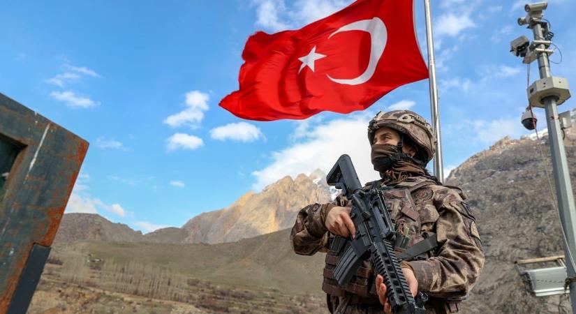 Az Iszlám Állam 147 feltételezett tagját vették őrizetbe a török hatóságok