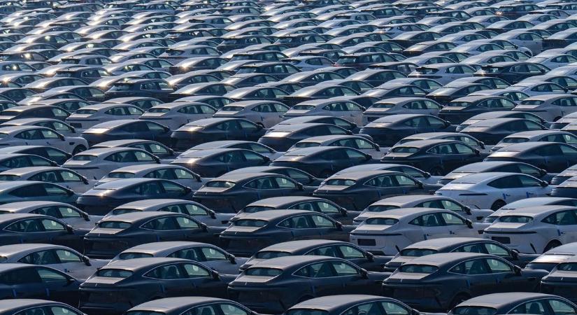 Hatalmasat zuhant az EU-ba tartó kínai elektromos jármű export