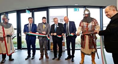 A 12. századi Magyarországra repít vissza a most átadott látogatóközpont Bugacon