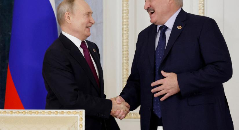 Lukasenko magát dicsérve cáfolta a Kreml narratíváját a moszkvai merénylők ukrajnai kapcsolatairól