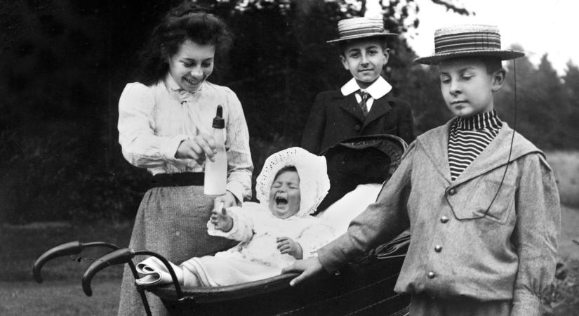 A csecsemő elkényeztetése erkölcstelen cselekedet – A történelem legrosszabb tanácsai szülőknek