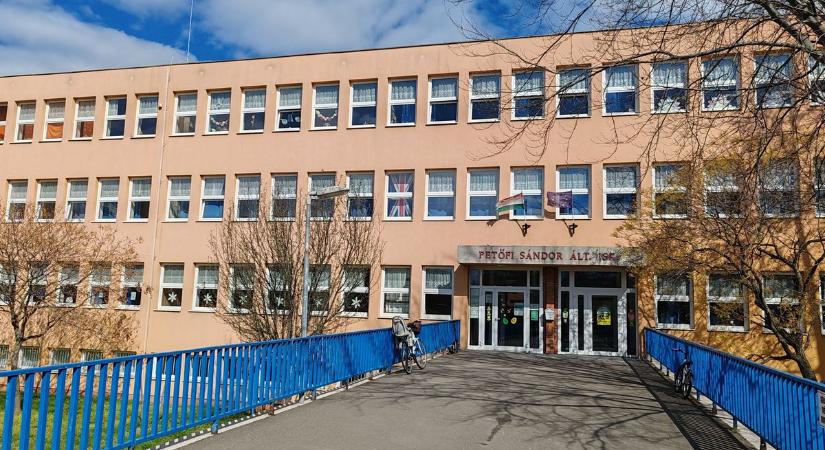 Iskola-ajánló: Dunaújvárosi Petőfi Sándor Általános Iskola