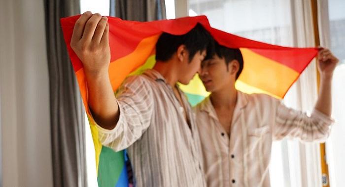 A thai parlament igennel szavazott az egyenlő házasságra