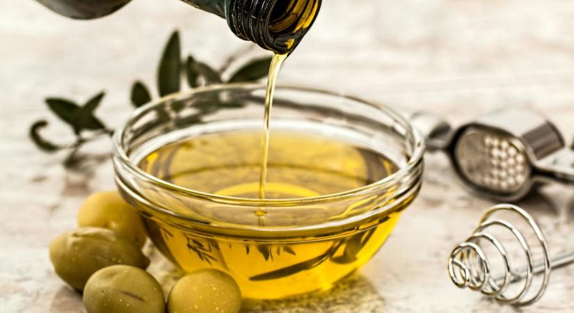 Az olívaolajjal tényleg nem szabad sütni?