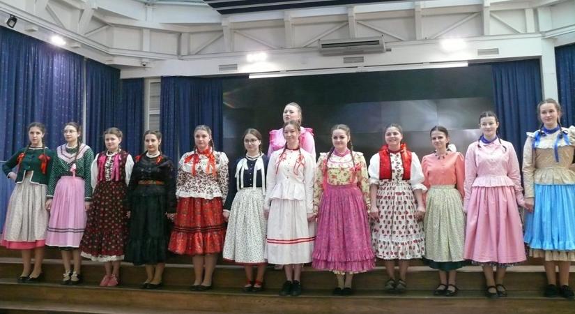 Húsvétváró a Rákóczi Főiskolán - „Van itt egy ékes virágszál”