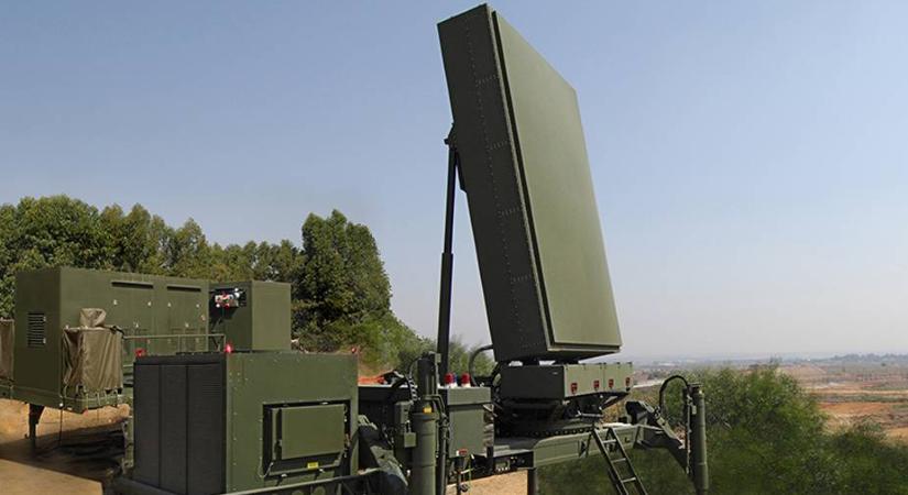 Képek: végre megérkezett Magyarországra a Vaskupola csúcsmodern radarja