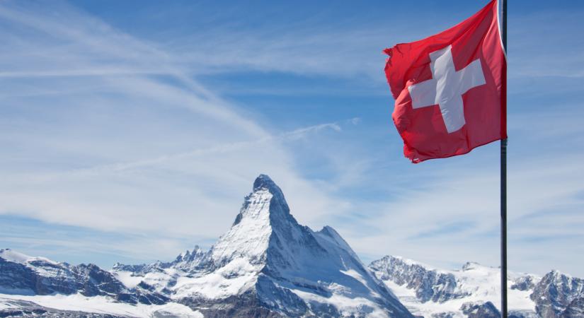 Megszavazták a 13. havi nyugdíjat Svájcban, a kormány ezért növelné az adóterheket