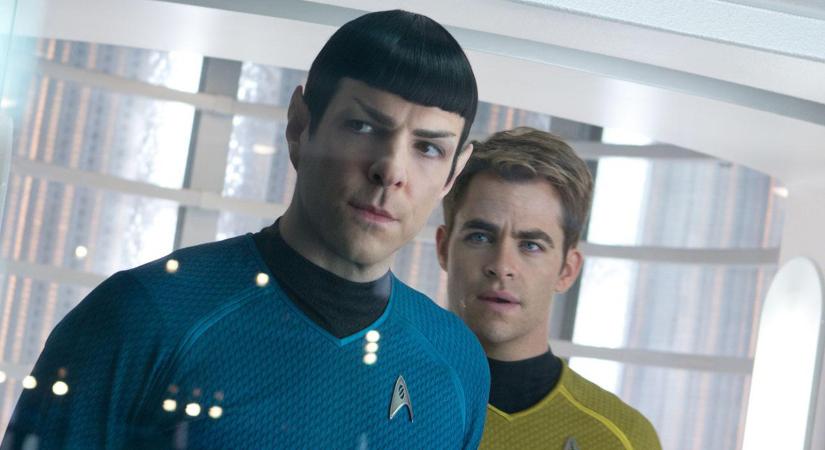 Ígéretes új forgatókönyvírót kapott a Star Trek 4., ami remélhetőleg azt jelzi, hogy kezdenek beindulni a dolgok a film körül