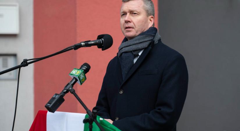 Pellegrini mellé állt be a magyar gyűjtőpárt elnöke, Forró Krisztián a szlovák államfőválasztás második fordulójára