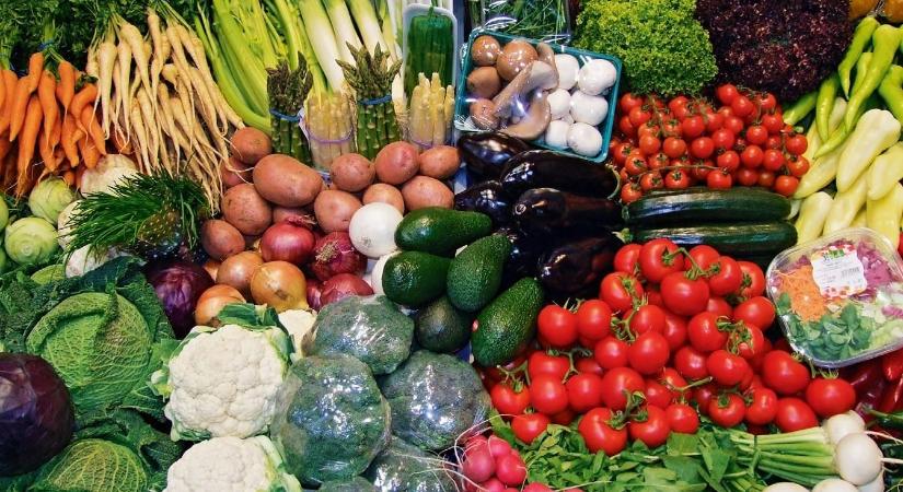 Zöldség-gyümölcs: mennyiségben csökkent, értékben nőtt a forgalom