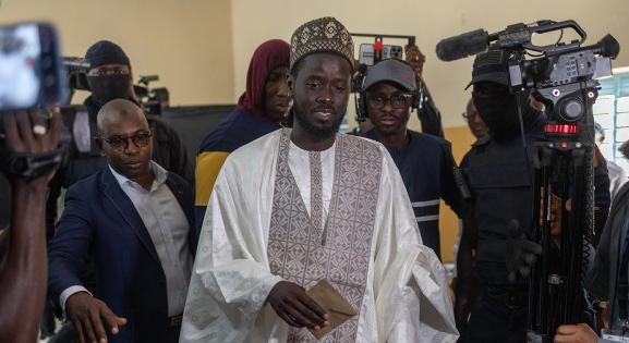 A börtönből érkezve nyert kiütéssel a korrupció elleni harccal kampányoló ellenzéki jelölt - Szenegálban