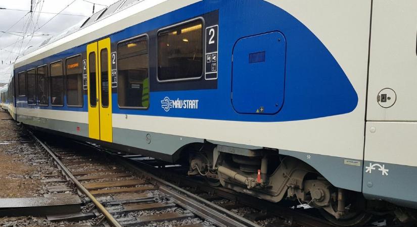 Indul a nap: műszaki hiba miatt késnek a vonatok a Budapest-Veresegyház-Vác vonalon