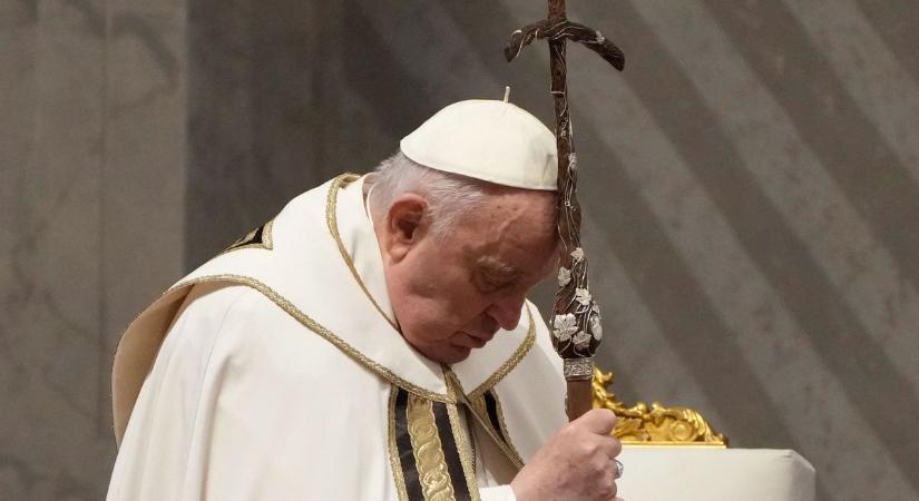 A Ferenc pápa vezette krizmaszentelési misével megkezdődött a húsvéti három nap