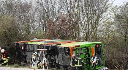 Külügyi szóvivő: nincs magyar áldozata a németországi buszbalesetnek