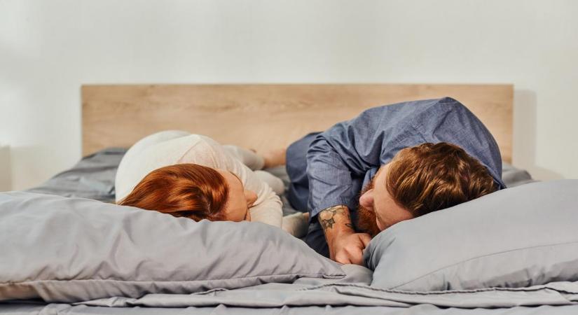 5 tipp, ami segíti az együtt alvást az eltérő igények ellenére is