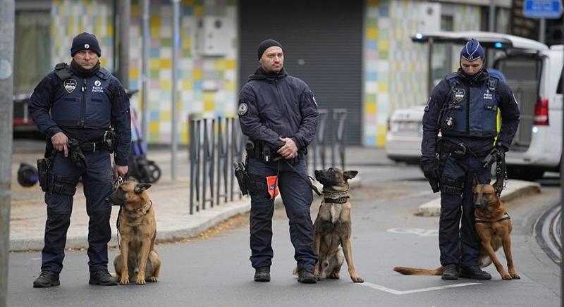 Franciaországban minden templom elé rendőri erőket vezényelnek a húsvéti ünnepekre