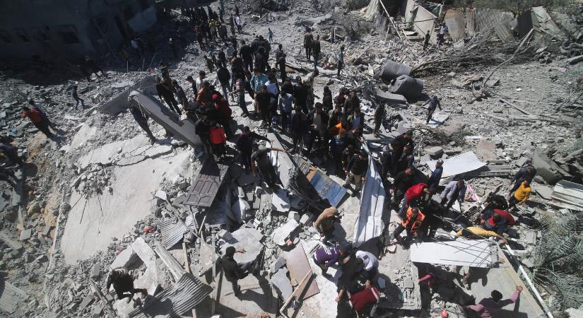 Az új palesztin miniszterelnök megalakította kormányát, azonnali gázai tűzszünetet követel