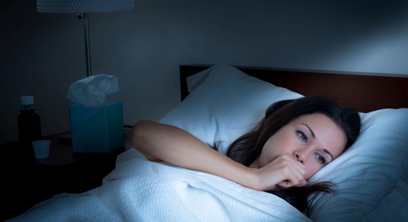 Rejtélyes éjszakai köhögés: ezek a betegségek is okozhatják