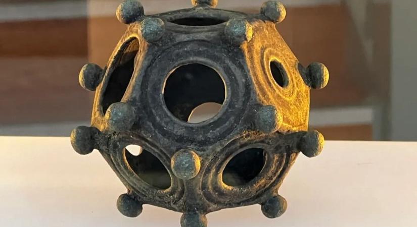 Nem e világi, titokzatos római dodekaédert találtak