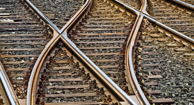 Korlátozzák a vasúti forgalmat a Déli pályaudvar és Kelenföld között: fontos információkat közölt a Mávinform