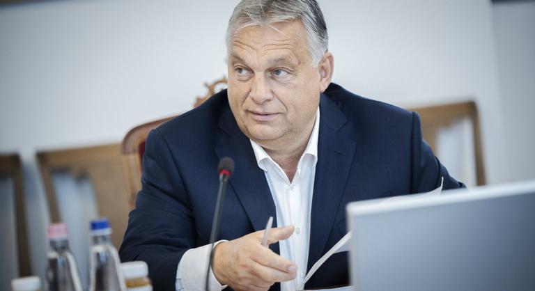Orbán Viktor a KRÉTA-n keresztül üzent a szülőknek